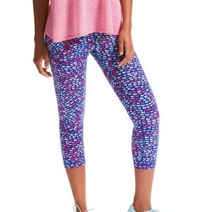Vineyard Vines School of Whale Patterned Capri Leggings